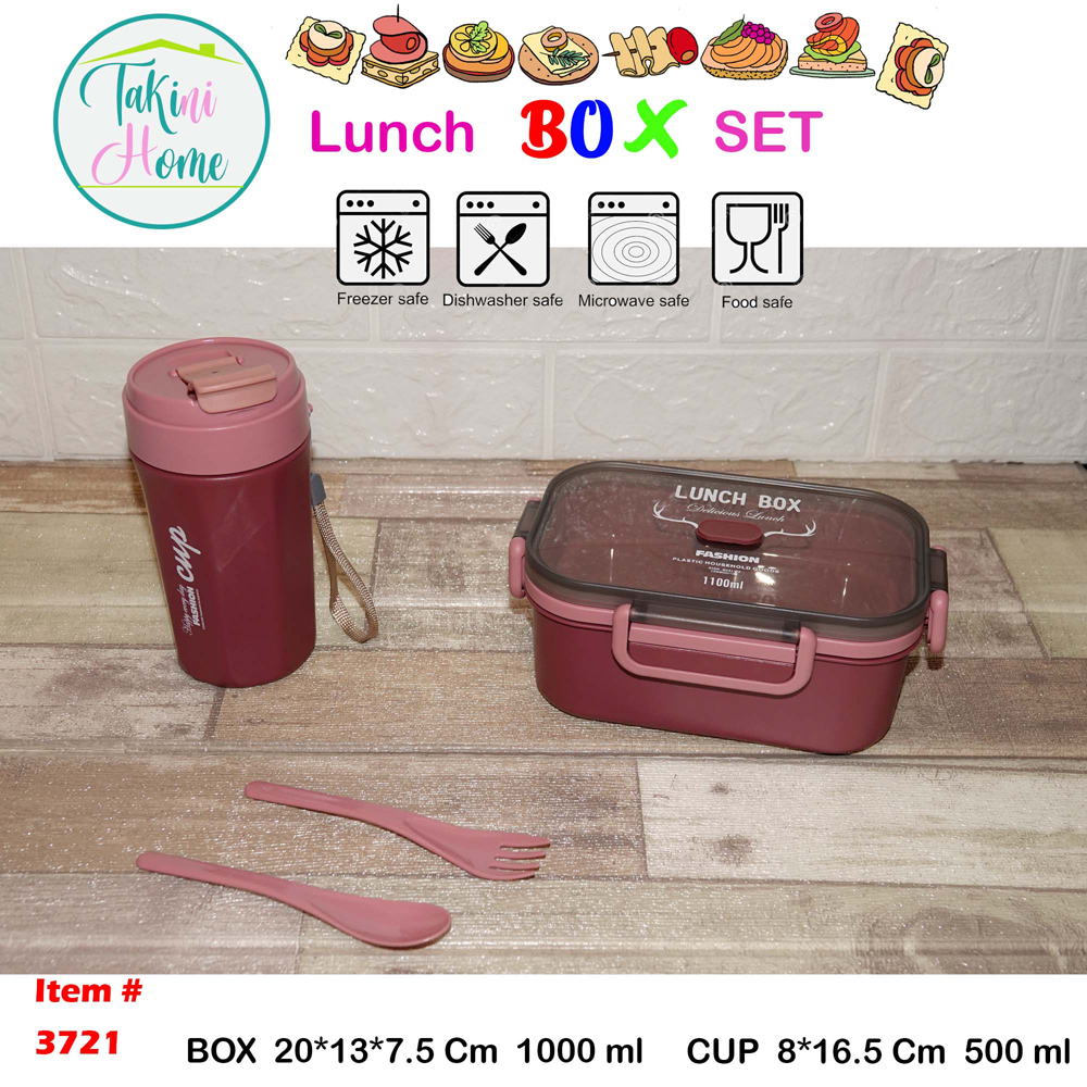 lunch box with bottle